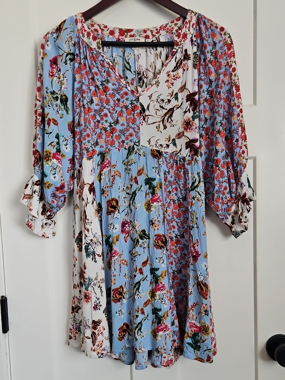 Umgee Floral Dress Women's Medium Blue Boho Peasant Tiered Rayon Mini Dress